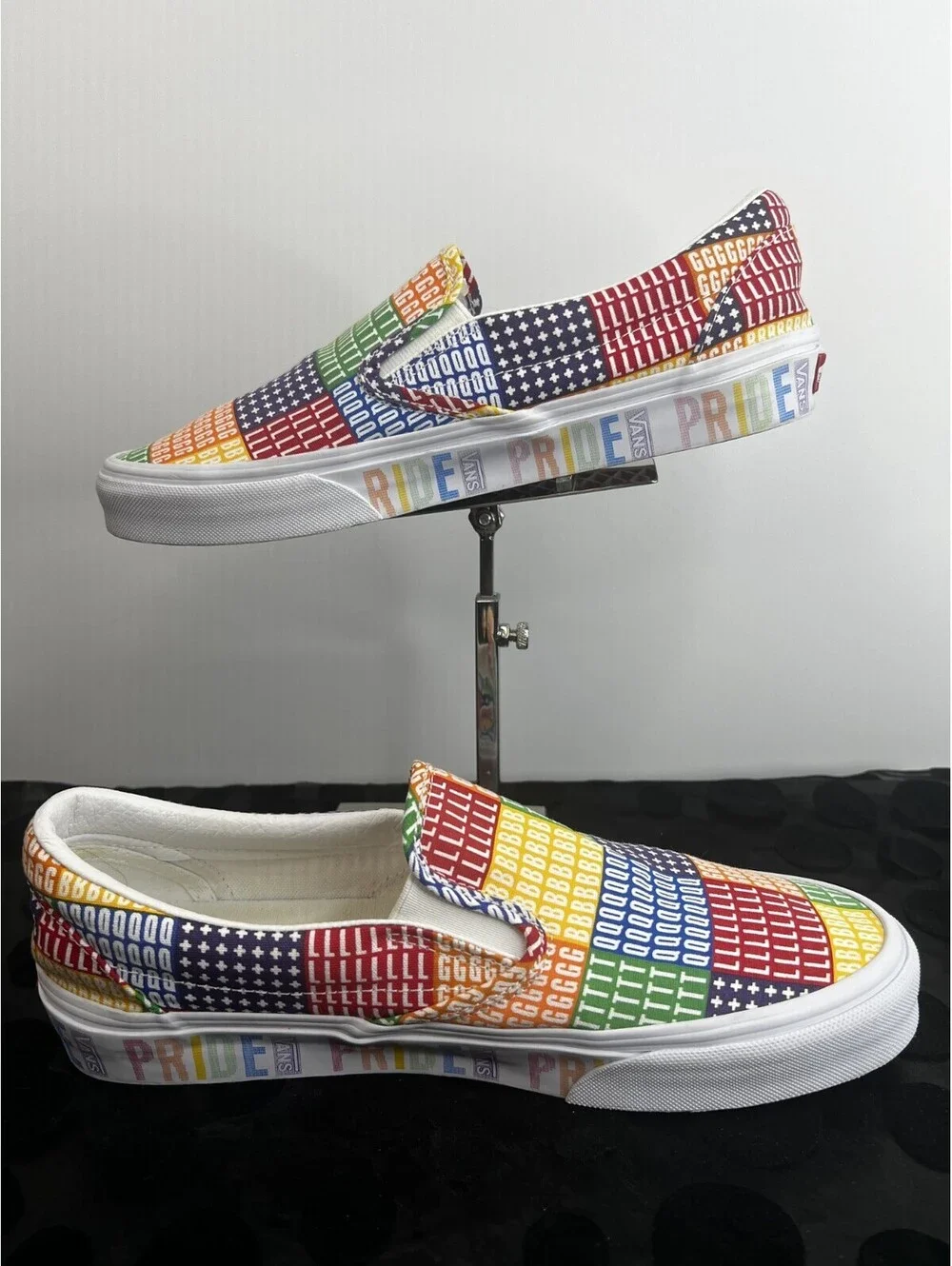 Vans Classic Slip-On Pride Rainbow Multicolor Shoes Men 8.5 Women 10 LGBT